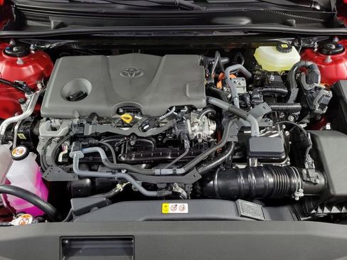 Used 2026 Toyota Camry SE image 13