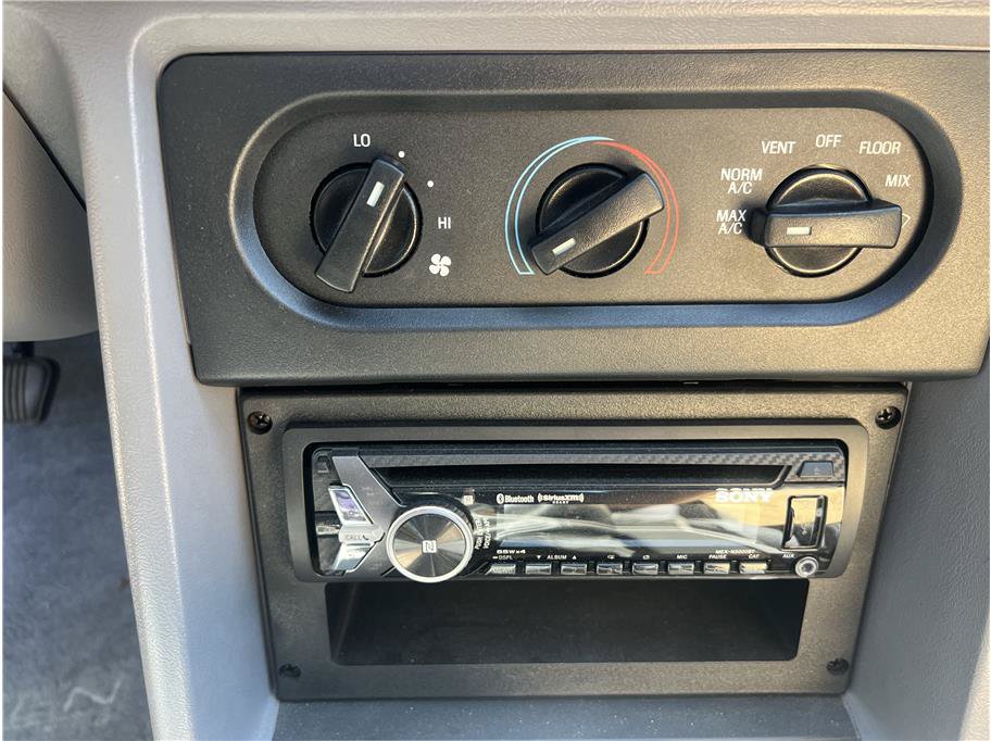 Used 1993 Ford Mustang GT RWD image 23