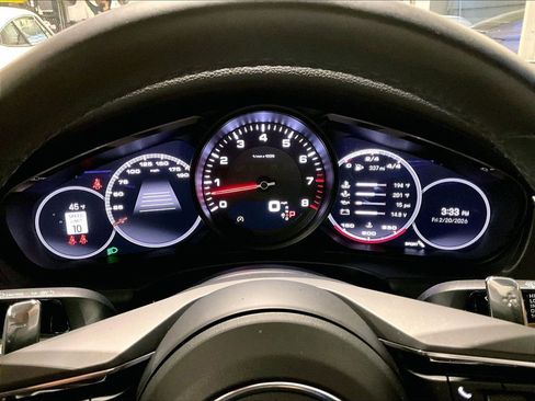 Certified 2023 Porsche Panamera 4 Platinum Edition image 25