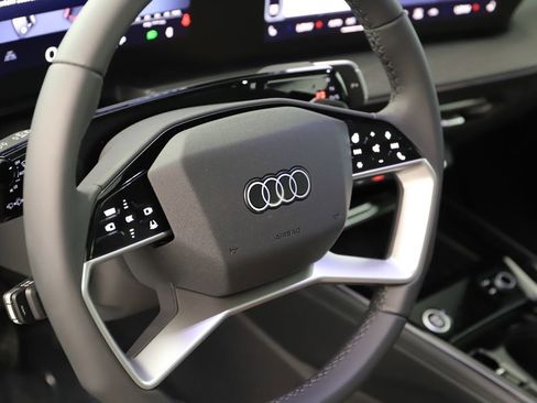 New 2026 Audi Q3 quattro 2.0T AWD/4WD image 16