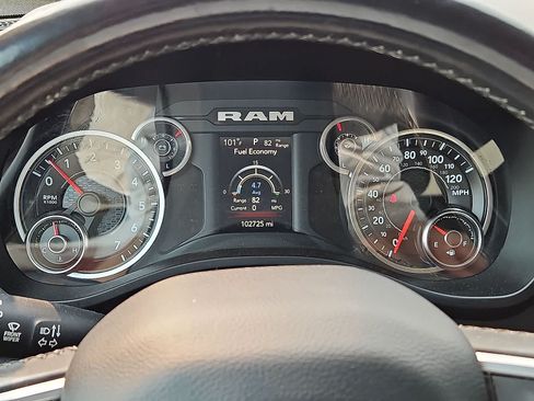 Used 2019 RAM 1500 Big Horn AWD/4WD image 17