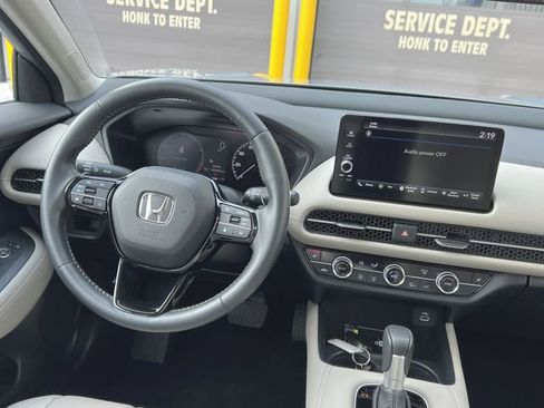 Used 2023 Honda HR-V EX-L image 14