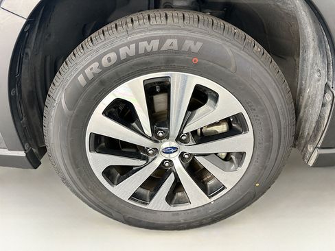 Used 2022 Subaru Outback Premium AWD/4WD image 35