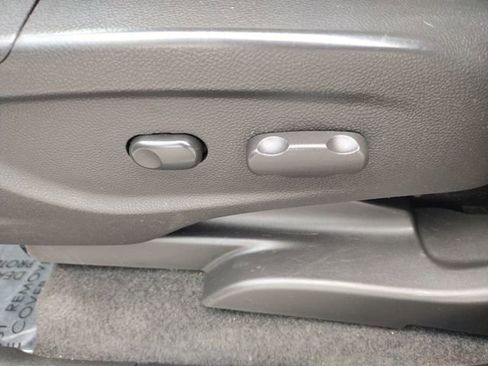 Used 2021 Buick Encore Preferred image 25