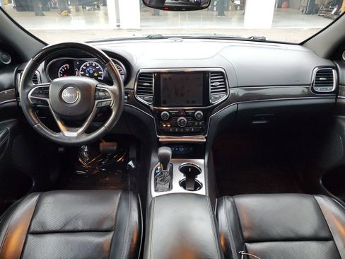 Used 2019 Jeep Grand Cherokee Overland RWD image 11