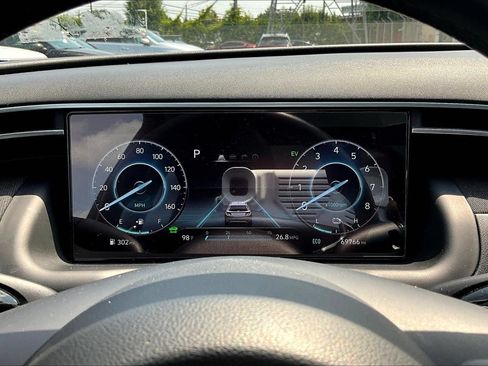 Used 2023 Hyundai Tucson Limited AWD/4WD image 14