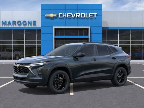 New 2026 Chevrolet Trax LT image 2