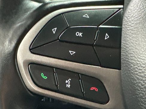 Used 2021 Dodge Charger SXT w/ Leather Interior Group image 6