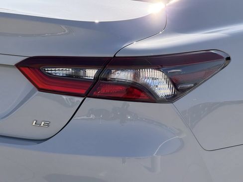 Used 2023 Toyota Camry LE FWD image 10