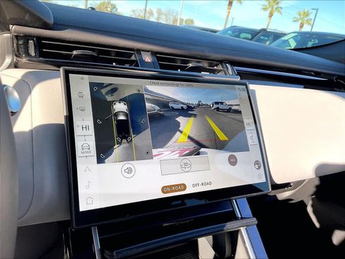 New 2026 Land Rover Range Rover Velar Dynamic SE image 20