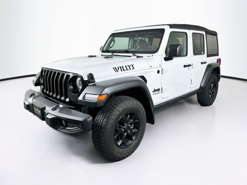 Used 2022 Jeep Wrangler Unlimited Sport AWD/4WD image 3