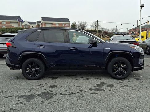 Used 2021 Toyota RAV4 XSE image 8