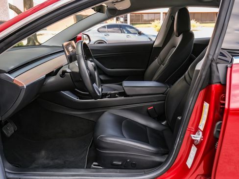 Used 2018 Tesla Model 3 Long Range RWD image 3