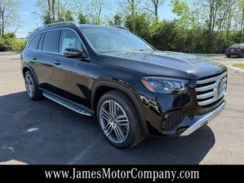New 2026 Mercedes-Benz GLS 450 4MATIC image 3