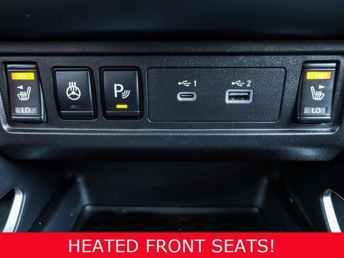 Used 2022 Nissan Frontier SV image 10