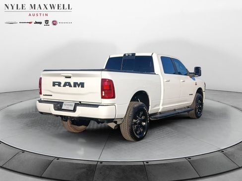 Used 2022 RAM 2500 Laramie AWD/4WD image 16