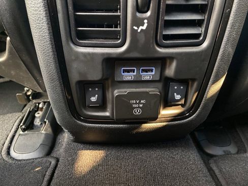 Used 2024 Dodge Durango GT image 46