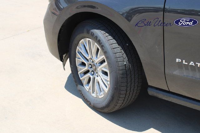 New 2027 Ford Expedition Platinum w/ Driver's Package RWD image 5