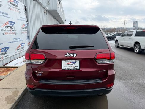 Used 2022 Jeep Grand Cherokee Laredo E image 7