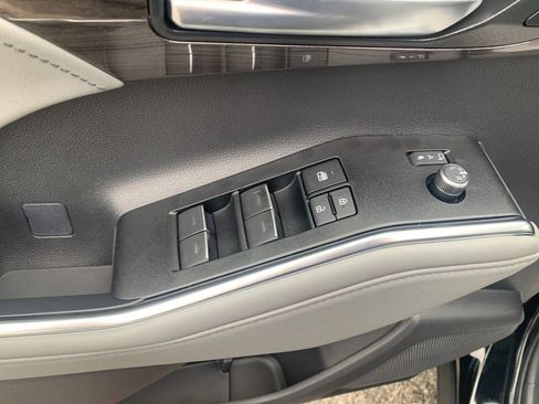 New 2026 Toyota Highlander Limited AWD/4WD image 12