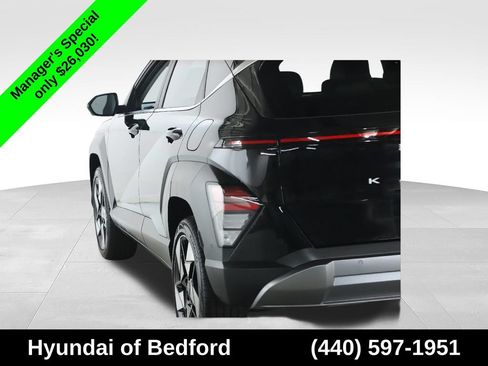 Used 2024 Hyundai Kona Limited AWD/4WD image 45