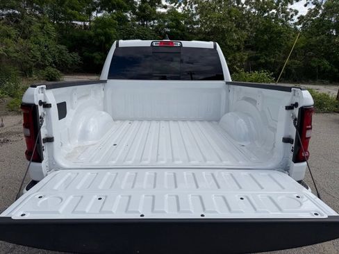 New 2026 RAM 1500 Express AWD/4WD image 21