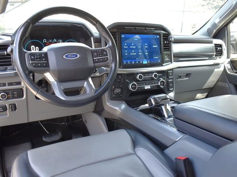 Used 2021 Ford F150 Lariat w/ Max Trailer Tow Package AWD/4WD image 3