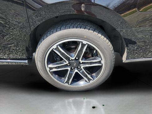 Used 2019 Ford Expedition Max Limited w/ Equipment Group 303A image 7