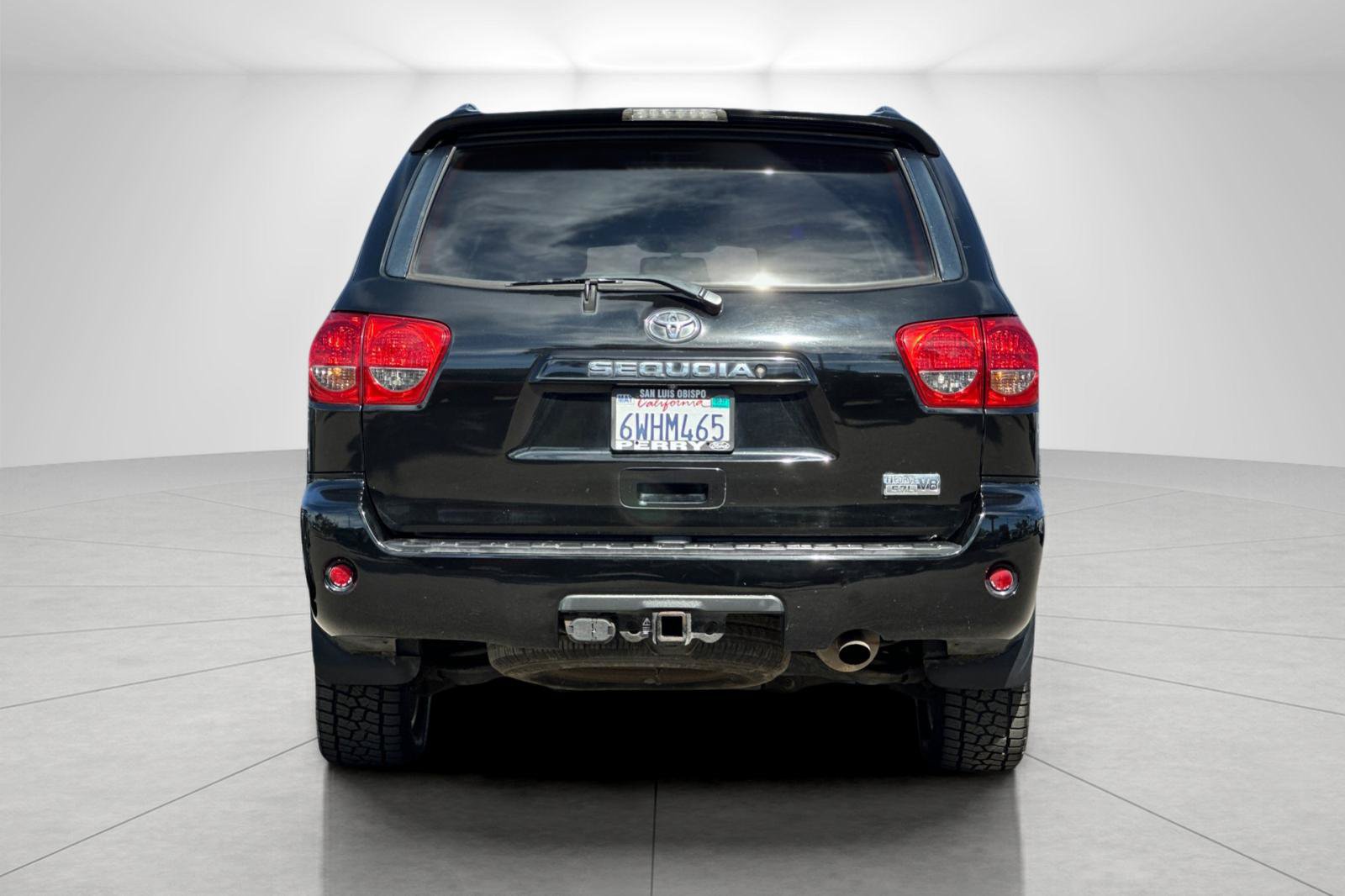 Used 2012 Toyota Sequoia SR5 w/ Sport Appearance Pkg RWD image 4