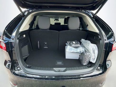 New 2026 MAZDA CX-90 Plug-In Hybrid w/ Preferred AWD/4WD image 13