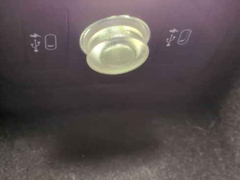 Used 2022 Rolls-Royce Cullinan image 32