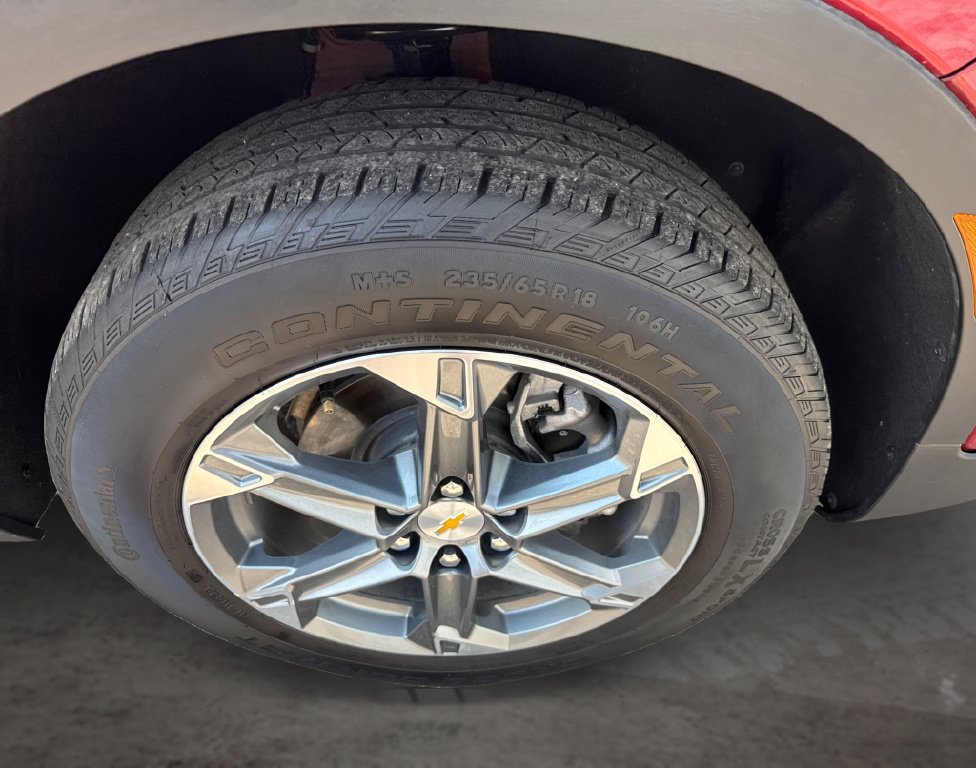 Used 2025 Chevrolet Blazer LT AWD/4WD image 17