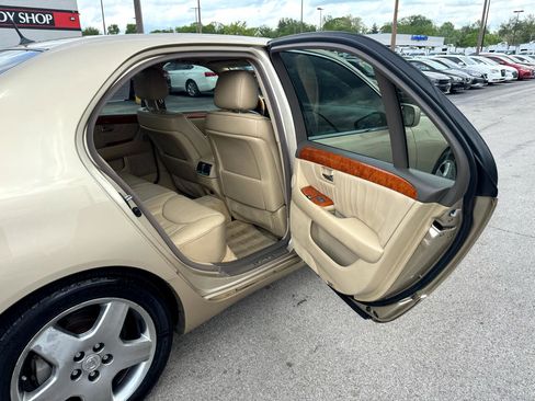 Used 2005 Lexus LS 430 image 10