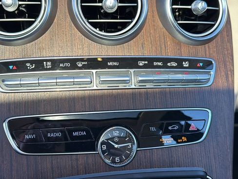 Used 2020 Mercedes-Benz C 300 4MATIC Sedan image 30