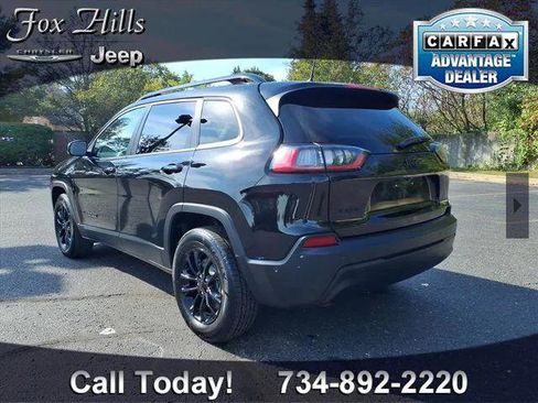 Certified 2023 Jeep Cherokee Altitude Lux image 6