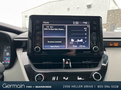 Used 2022 Toyota Corolla LE image 29