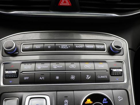 Used 2023 Hyundai Santa Fe SEL w/ Premium Package image 24