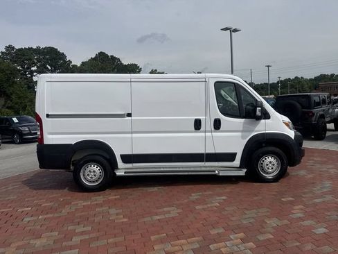 Used 2025 RAM ProMaster 2500 FWD image 37