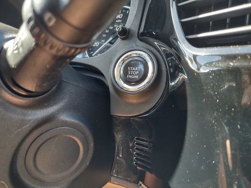 Used 2018 Mitsubishi Outlander SEL AWD/4WD image 24