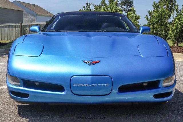 Used 1998 Chevrolet Corvette Coupe w/ Roof Pkg RWD image 13