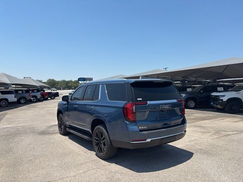 Used 2026 GMC Yukon Elevation w/ Elevation Premium Package AWD/4WD image 8