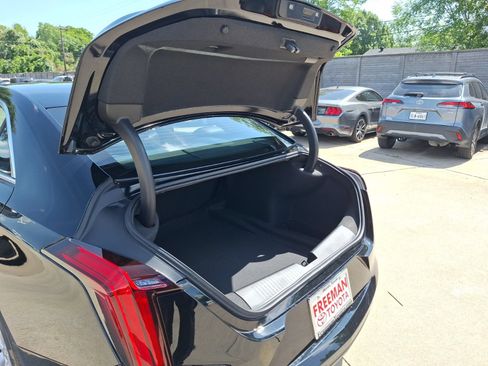 Used 2025 Cadillac CT4 Luxury w/ Sun And Sound Package RWD image 36
