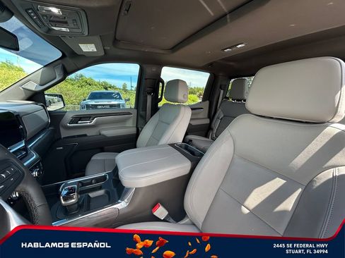 Used 2024 GMC Sierra 1500 SLT w/ SLT Convenience Package AWD/4WD image 15
