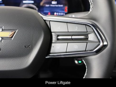 Used 2026 Chevrolet Traverse LT w/ Driver Confidence Package image 10