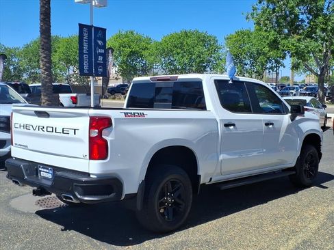 Used 2022 Chevrolet Silverado 1500 LT Trail Boss w/ Convenience Package II image 4