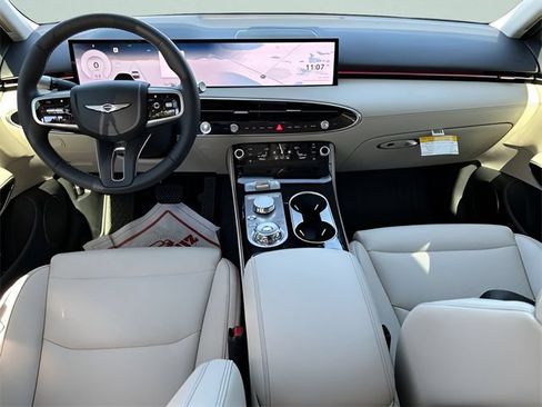 New 2026 Genesis GV70 2.5T AWD/4WD image 9