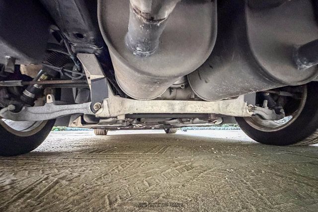 Used 2004 Cadillac XLR RWD image 71
