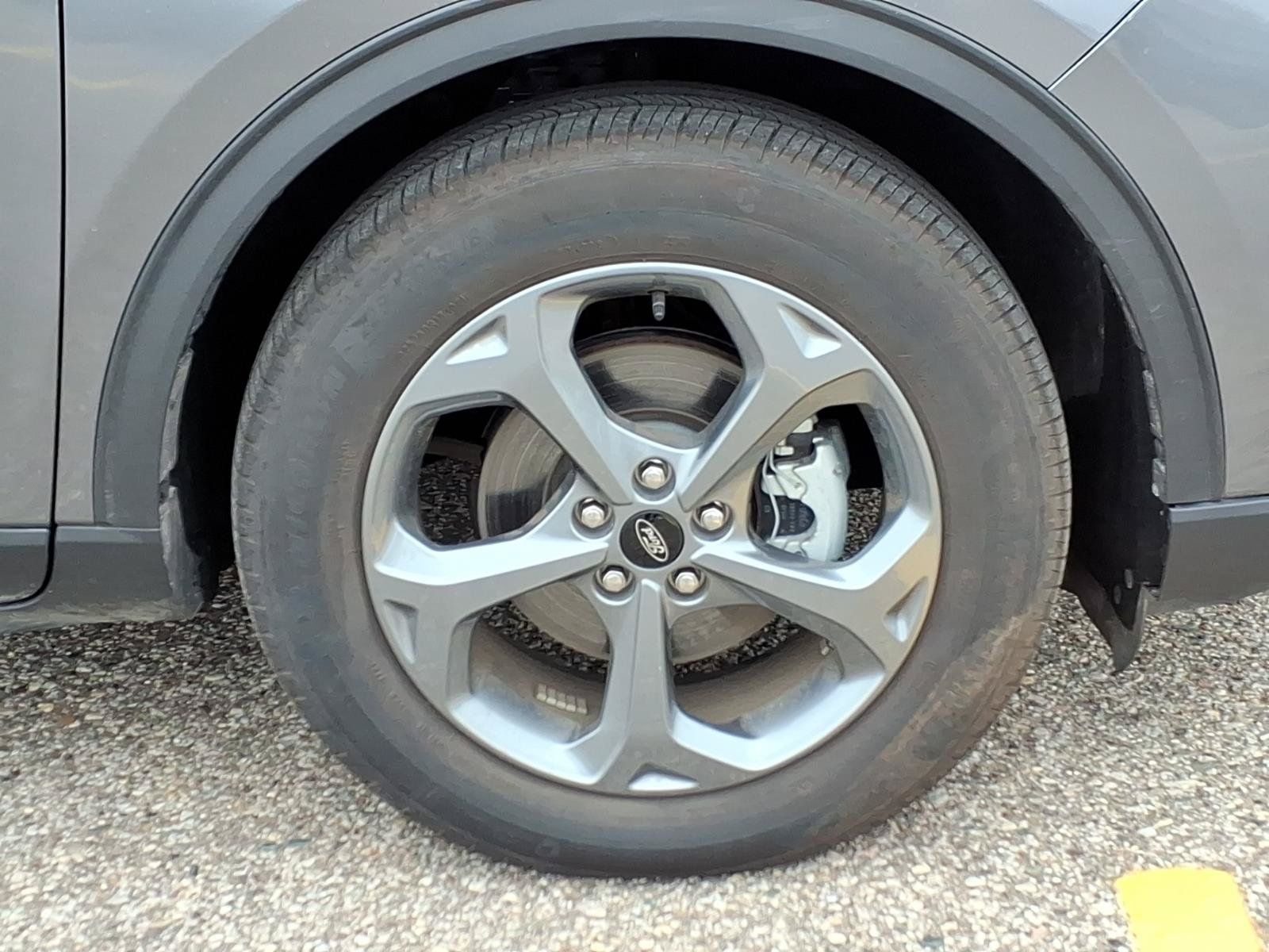 Used 2025 Ford Escape ST-Line FWD image 10