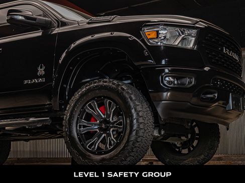 Used 2022 RAM 1500 Big Horn AWD/4WD image 11