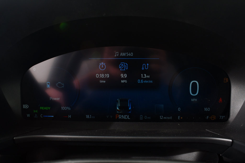 New 2025 Ford Escape SE w/ PHEV Premium Package FWD image 26